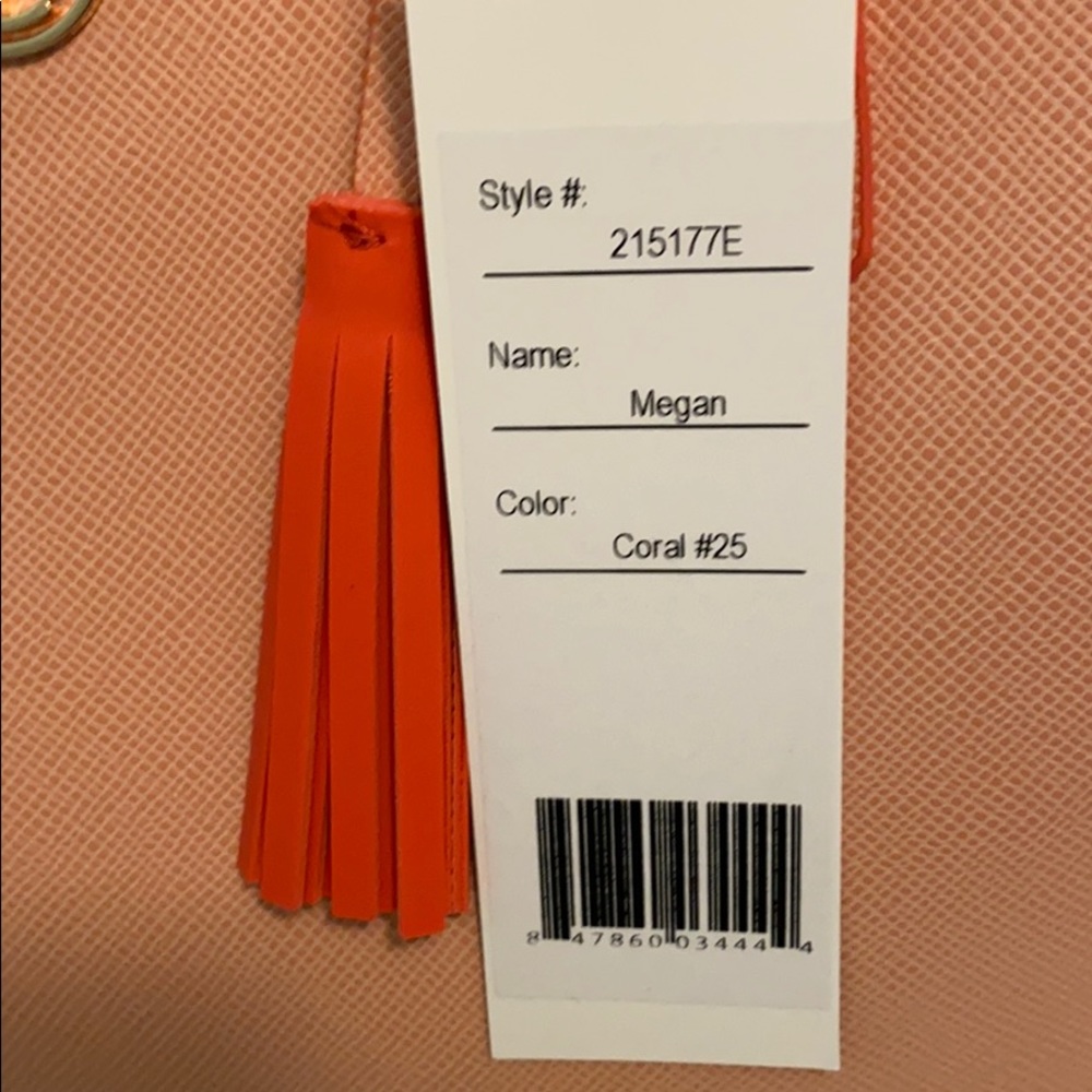 🆕❤️HOST PICK❤️🌈Great travel bag Resort Bag - Picture 8 of 12